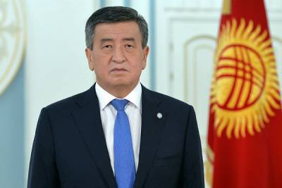 Президент Киргизии уволил правительство