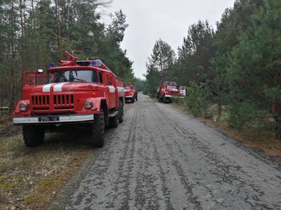 На Луганщине на мине подорвался пожарный автомобиль