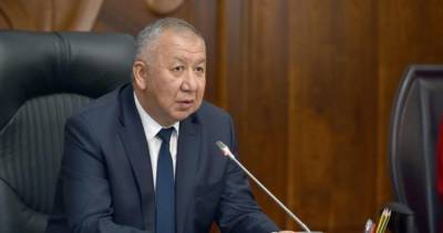 Кубатбек Боронов - Правительство и премьер-министра Киргизии отправили в отставку - ren.tv - Киргизия