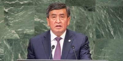 Президент Кыргызстана вводит ЧП в Бишкеке