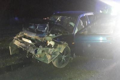 В Чувашии нетрезвый водитель «Приоры» протаранил фуру, пострадали двое