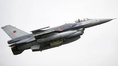 В Баку подтвердили прибытие в страну турецких F-16