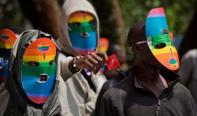 В Голландии разоблачили африканцев, ставших псевдо-геями ради убежища