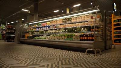 В Приморском районе покупатели попытались уйти из супермаркетов, не заплатив