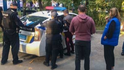 Нападение на Филатова: полиция открыла два дела, мэр Днепра назвал Зеленского трусом, а Коломойского - смешным