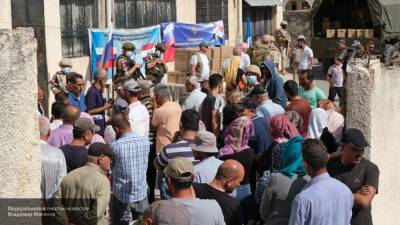 Жители деревни Шатха в Сирии получили гумпомощь от РФ