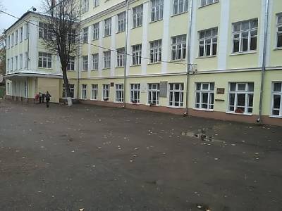 В школе №27 города Смоленска приостановили учебный процесс из-за болезни педагога