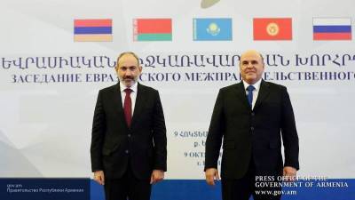 Мишустин заявил, что РФ готова содействовать прекращению огня в Карабахе