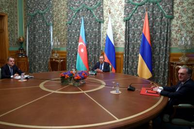 В Москве проходят переговоры по Карабаху