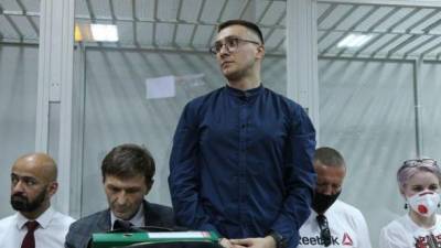 Дело Стерненко: две жены погибшего нападающего на активиста требуют 4,5 млн грн компенсации