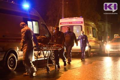 Пенсионер за рулем ВАЗа сбил женщину на пешеходном переходе в Сыктывкаре