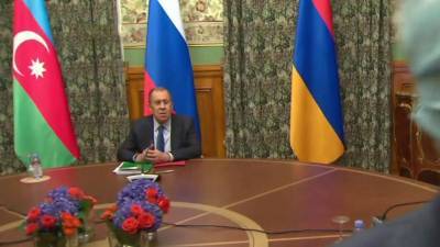 В Москве для переговоров о прекращении огня встретились представители Армении и Азербайджана