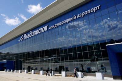 В аэропорту Владивостока полицейские задержали пьяного авиапассажира