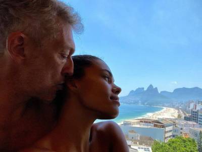 53-летний Венсан Кассель выложил интимный снимок с молодой супругой