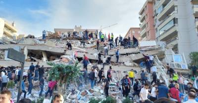 В Турции и Греции произошло сильное землетрясение, есть разрушения и жертвы (дополнено в 17:58)