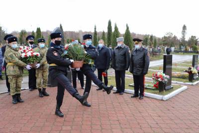 В Рязани почтили память сотрудников органов внутренних дел, погибших при выполнении служебных обязанностей