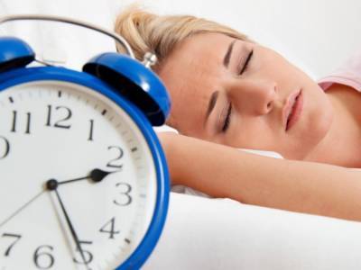 Ученые назвали 5 вещей, которые нельзя делать перед сном