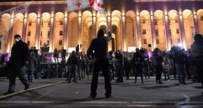 Комендантская ночь в центре Тбилиси закончилась