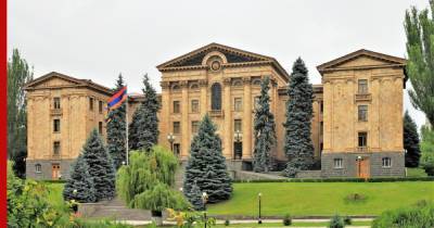 В Армении предложили «аннулировать» перемирие с Азербайджаном