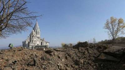 Конец войны в Нагорном Карабахе: договор о мире и введение российских миротворцев