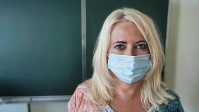 В Петербурге более 500 учителей заразились коронавирусом