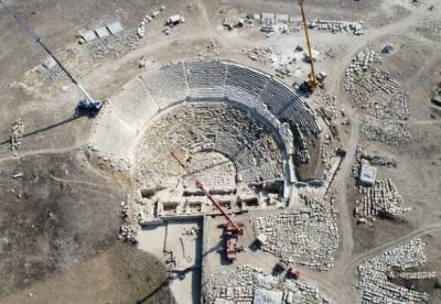 В Турции археологи раскопали "тайную" церковь, которой 2 тыс. лет