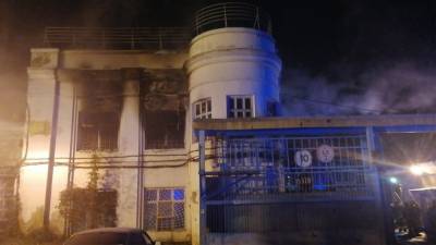 В Казани после пожара на проходной завода обнаружили пять трупов