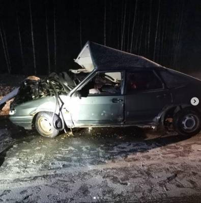 В Пермском крае столкнулись грузовик и легковушка, погибли двое