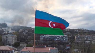 Глава МИД Турции поздравил Азербайджан с «важной победой»