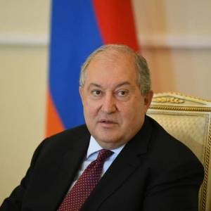 Президент Армении узнал о перемирии из прессы