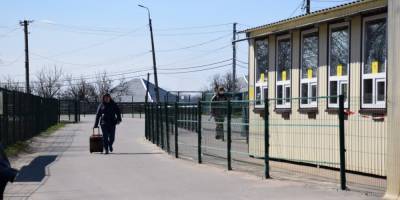 Украина возобновила работу всех КПВВ на Донбассе: что происходит на пунктах пропуска