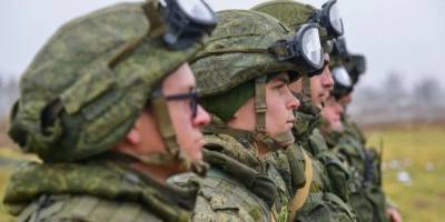 Россия направит в Карабах почти 2 тысячи военных с бронетехникой