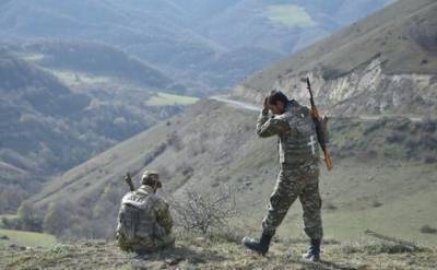 Премьер Армении заявляет о продолжении боевых действий в Нагорном Карабахе, несмотря на заключение мира