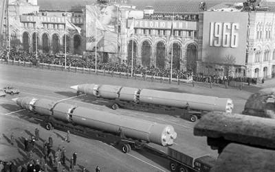 Сколько ядерного оружия осталось у Украины после развала СССР