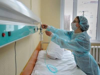 Для больных коронавирусом отдадут больше половины коек в больницах - Минздрав