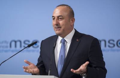 Глава МИД Турции поздравил Азербайджан с «важной победой на фронте и в переговорах»