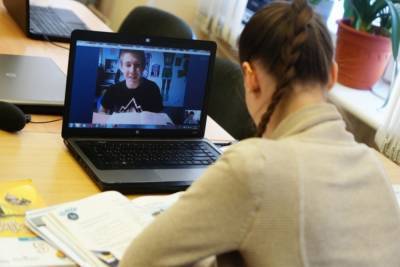 Министр образования Карелии рассказал, что делать, если у ребенка нет компьютера для онлайн-уроков