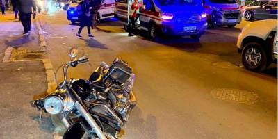 В Киеве сотрудник СБУ на мотоцикле врезался в пешеходов — СМИ