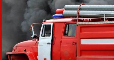 На юго-востоке Москвы произошло обрушение горящего ангара
