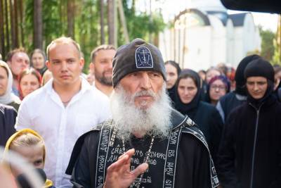 Екатеринбургская епархия предостерегла священников от поддержки экс-схиигумена Сергия