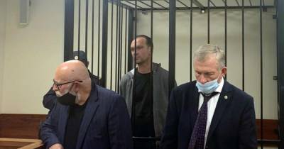 Михаил Хабаров - Суд перевел под домашний арест топ-менеджера банка "Траст" - ren.tv - Москва - Россия