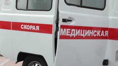 В Тверской области перевернулся грузовик РЖД с пассажирами
