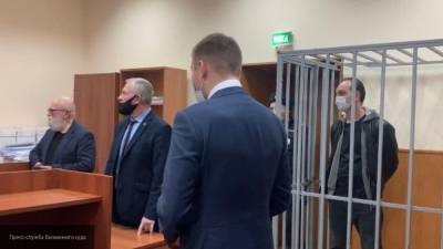 Директора банка "Траст" Хабарова отпустили под домашний арест