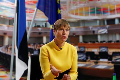 Президент Эстонии самоизолировалась после встречи с зараженным коронавирусом