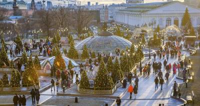 Москву к Новому году украсят прошлогодними декоративными элементами