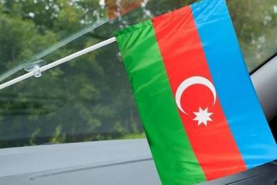 Машины проехали по Чите с флагами Азербайджана после заявления о капитуляции Армени