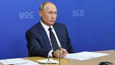 Путин назвал эффективными обе российские вакцины от COVID-19