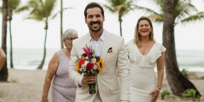 Бразилец женился сам на себе после того, как партнер бросил его перед свадьбой. Получилось красиво — видео