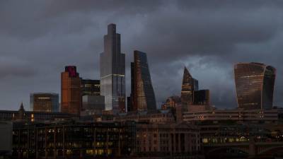 Евросоюз ищет замену лондонскому Сити