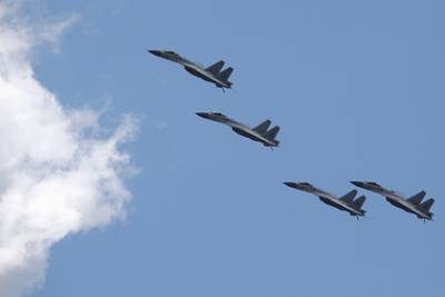 Китай оснастил клона Су-27 ракетами для уничтожения С-400